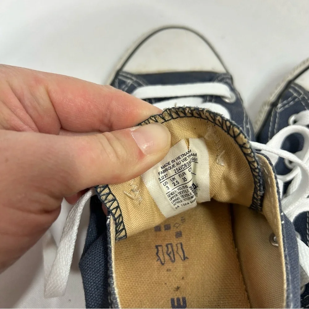 Converse | All Star Sneakers Navy Blue White Low Top Lace Up Unisex Kids Size 3